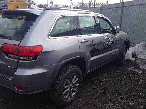 2013 Jeep Grand Cherokee IV (WK2) Рестайлинг, серый - вид 1