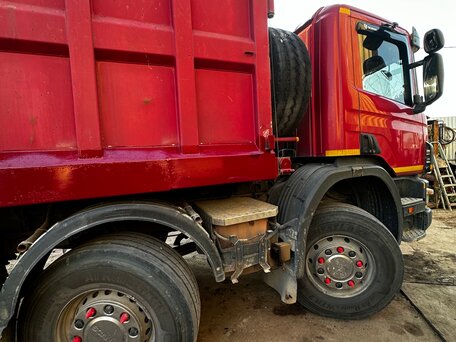 2003 Scania 4-Series, красный, 2999999 рублей, вид 2