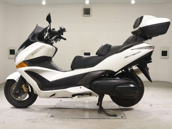 2011 Honda Silver Wing 400, белый, 390000 рублей