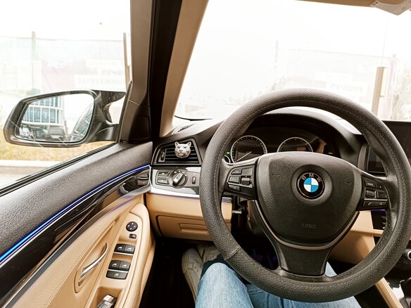 2015 BMW 5 серии 520d VI (F10/F11/F07) Рестайлинг, чёрный, 2100000 рублей - вид 11