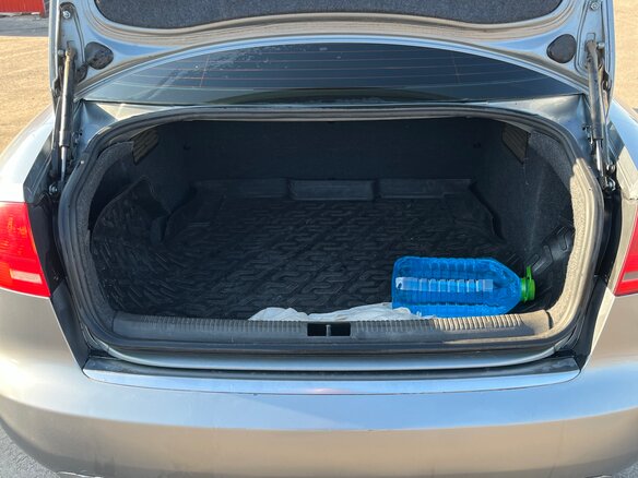 2005 Audi A4 III (B7), серебристый - вид 9
