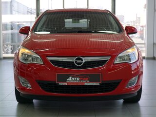 2011 Opel Astra J, красный, 598000 рублей, вид 1