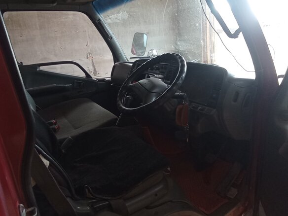1997 Fuso (Mitsubishi) Canter, красный, 700000 рублей - вид 5