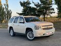 2012 Chevrolet Tahoe 6AT III, белый, 2700000 рублей