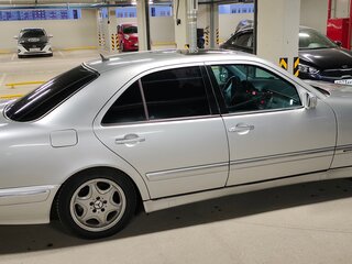 2001 Mercedes-Benz E-Класс 200 II (W210, S210) Рестайлинг, серебристый, 650000 рублей, вид 5
