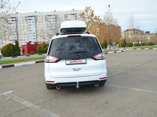 2017 Ford Galaxy III, белый, 4000000 рублей, вид 4