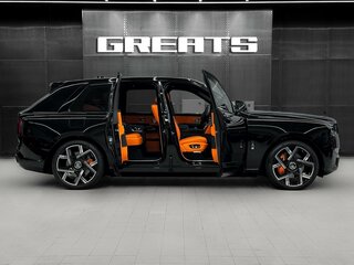 2026 Rolls-Royce Cullinan Black Badge I Рестайлинг (Series II), чёрный, 73000000 рублей, вид 5