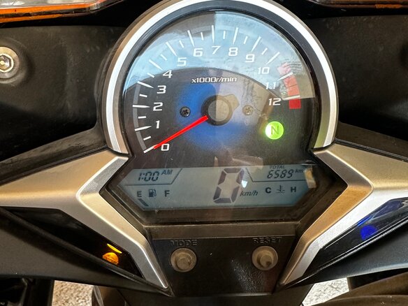 2013 Honda CBR 250R, оранжевый, 450000 рублей - вид 4