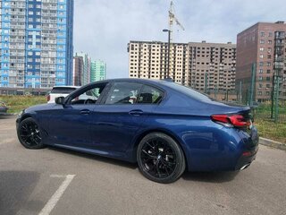 2021 BMW 5 серии 530i xDrive VII (G30/G31/G38) Рестайлинг, синий, 5390000 рублей, вид 5