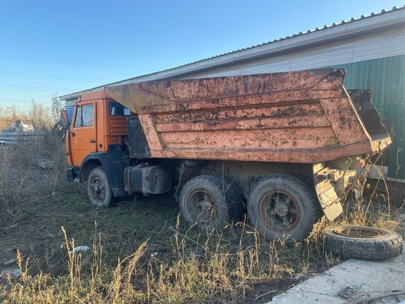 1989 КамАЗ 5511, оранжевый, 300000 рублей - вид 2