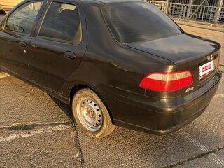 2010 Fiat Albea I Рестайлинг, чёрный, 170000 рублей, вид 5
