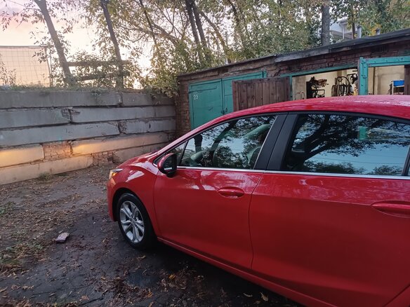 2018 Chevrolet Cruze II, красный, 950000 рублей - вид 22