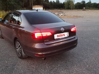 2016 Volkswagen Jetta VI Рестайлинг, коричневый, 1250000 рублей, вид 1