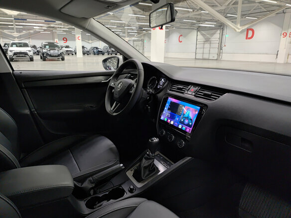 2022 Skoda Octavia III (A7) Рестайлинг, белый, 1770000 рублей - вид 10