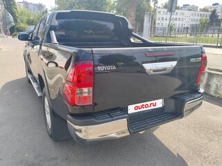 2016 Toyota Hilux VIII, чёрный, 3100000 рублей, вид 3