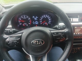 2020 Kia Rio IV, серый, 1530000 рублей, вид 5