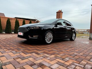 2018 Ford Focus III Рестайлинг, чёрный, 1580000 рублей, вид 1