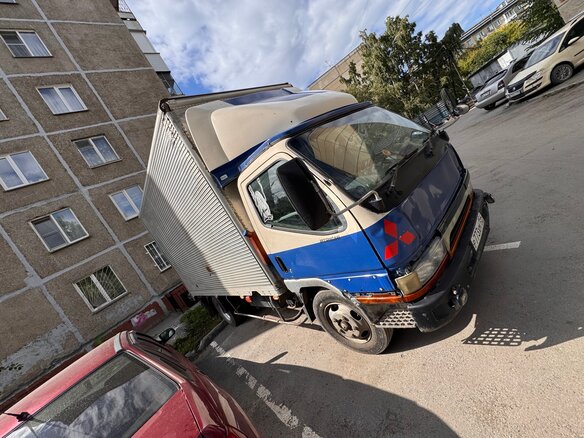 1996 Fuso (Mitsubishi) Canter, синий, 980000 рублей