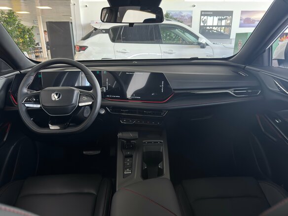 2025 Changan CS35 Max, белый - вид 20