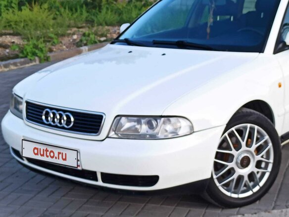 1998 Audi A4 I (B5), белый, 1250000 рублей - вид 5