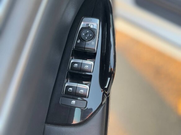 2020 Kia K5 III, белый, 2950000 рублей - вид 11