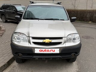 2012 Chevrolet Niva I Рестайлинг, серый, 600000 рублей, вид 1