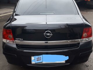 2013 Opel Astra H Рестайлинг, чёрный, 780000 рублей, вид 3