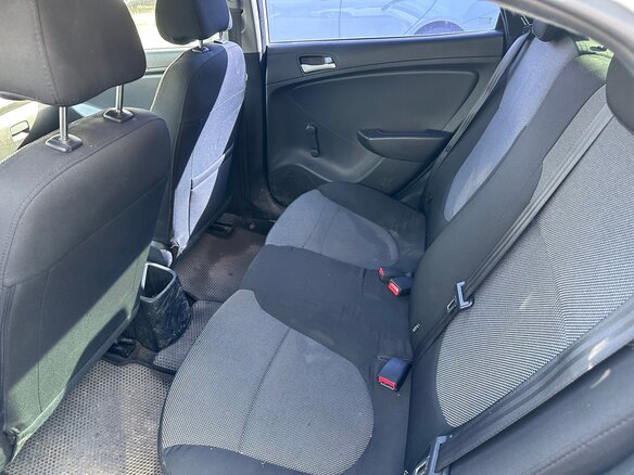 2013 Hyundai Solaris I, белый, 250000 рублей - вид 12