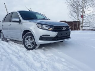 2023 Lada (ВАЗ) Granta I Рестайлинг, серебристый, 985000 рублей, вид 2