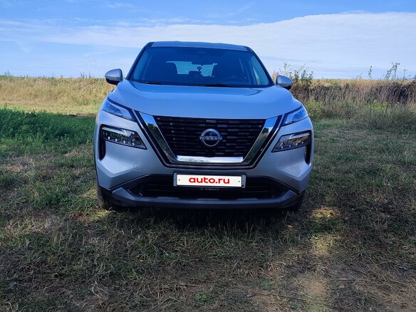2022 Nissan Rogue III, серебристый, 2649000 рублей - вид 2