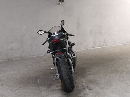2020 Triumph Daytona 765 Moto2, серый, 1150000 рублей, вид 4