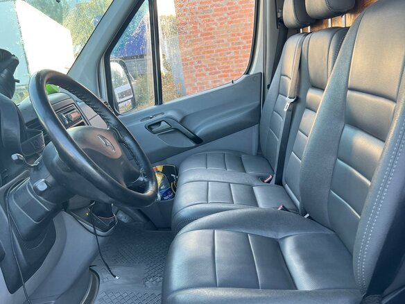 2011 Mercedes-Benz Sprinter, серебристый, 2400000 рублей - вид 8
