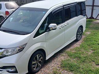 2015 Honda Stepwgn Spada V, белый, 1950000 рублей, вид 3