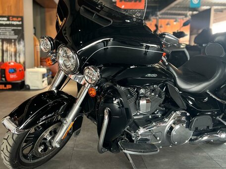 2015 Harley-Davidson Ultra Limited, чёрный, 2000000 рублей, вид 5