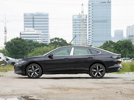 2026 Volkswagen Lamando L II, серый, 2120000 рублей, вид 4