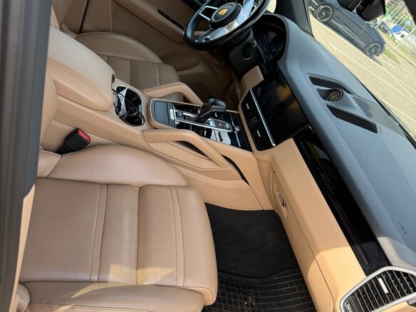 2019 Porsche Cayenne III, серый, 5490000 рублей - вид 9