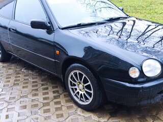 1998 Toyota Corolla VIII (E110), чёрный, 245000 рублей, вид 1