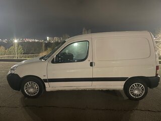 2011 Peugeot Partner I Рестайлинг, белый, 375000 рублей, вид 4