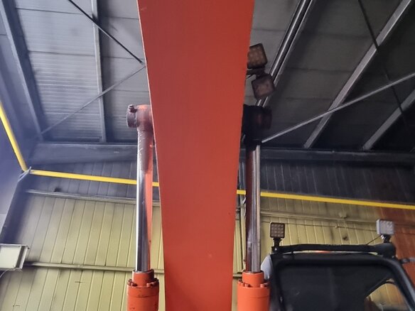 2011 Hitachi ZX200, 3000000 рублей - вид 6