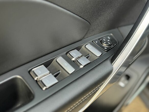 2023 Geely Atlas Pro, чёрный, 1565000 рублей - вид 21