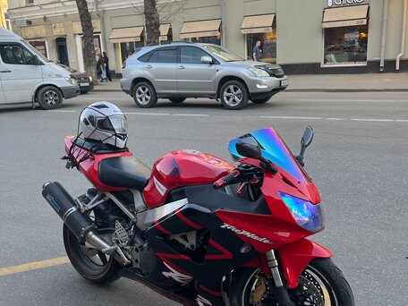 2000 Honda CBR 929RR Fireblade, красный, 470000 рублей, вид 4