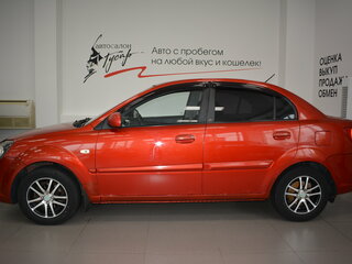 2009 Kia Rio II, красный, 489000 рублей, вид 2