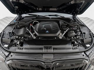 2026 BMW 5 серии 540d xDrive VIII (G60/G61/G68), чёрный, 13150000 рублей, вид 4