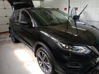 2020 Nissan Qashqai II Рестайлинг, чёрный, 1800000 рублей, вид 4