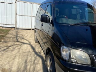 2001 Toyota Town Ace Noah III, чёрный, 650000 рублей, вид 2