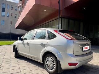 2008 Ford Focus II Рестайлинг, серебристый, 650000 рублей, вид 4