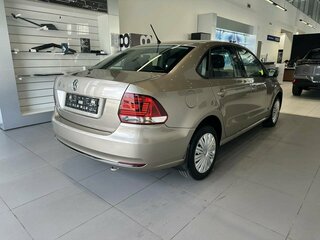 2016 Volkswagen Polo V Рестайлинг, бежевый, 1130000 рублей, вид 4