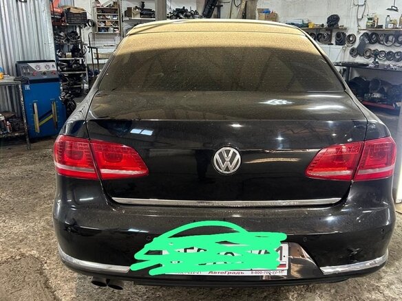 2011 Volkswagen Passat B7, чёрный, 1300000 рублей
