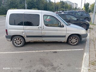 2001 Peugeot Partner I, серебристый, 180000 рублей, вид 3