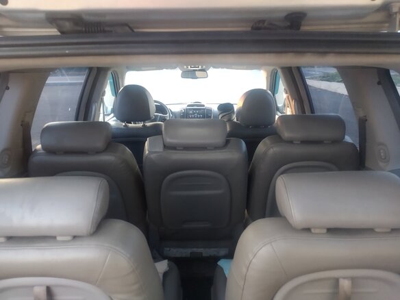 2006 Kia Carnival II, серый, 715000 рублей - вид 13